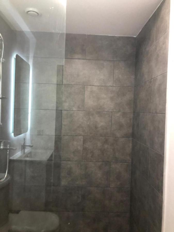 Luxury Labone Edge 2-Bedroom Apartment In Accra - Fivehills Homes Buitenkant foto