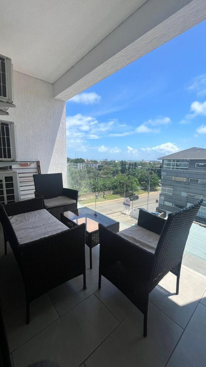 Luxury Labone Edge 2-Bedroom Apartment In Accra - Fivehills Homes Buitenkant foto